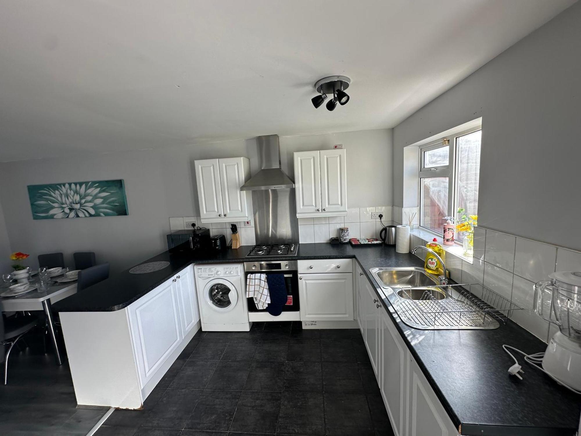 A Charming 3 Bed Home Next To Nec And Birmingham International Airport Marston Green Bagian luar foto