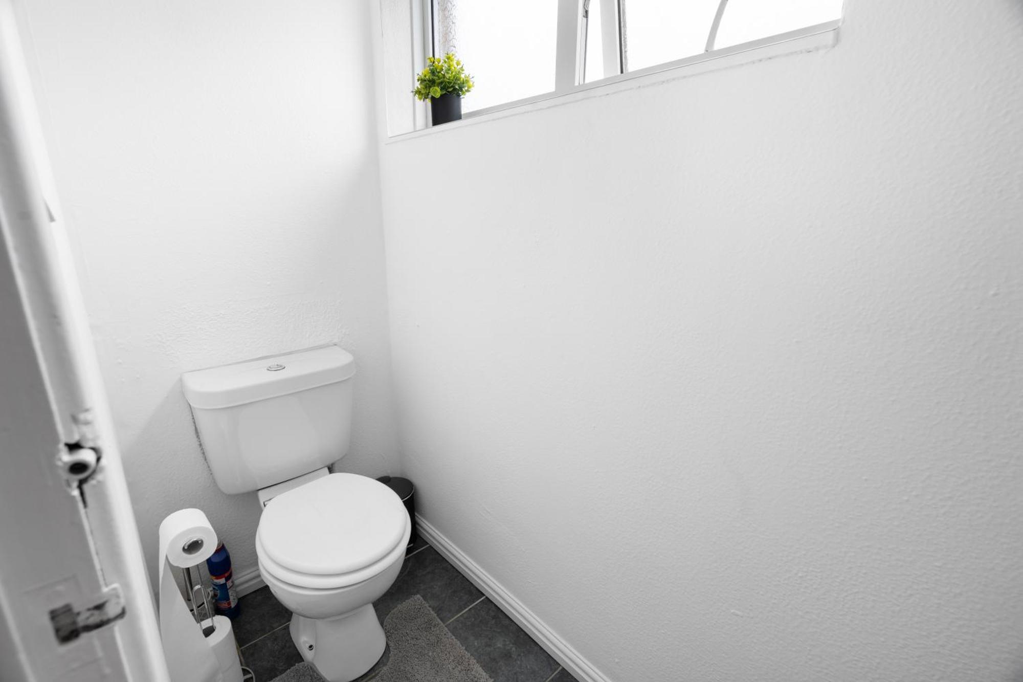 A Charming 3 Bed Home Next To Nec And Birmingham International Airport Marston Green Bagian luar foto